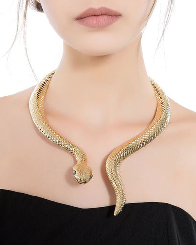Collar Exótico Choker Serpiente Dorada Realista Acero