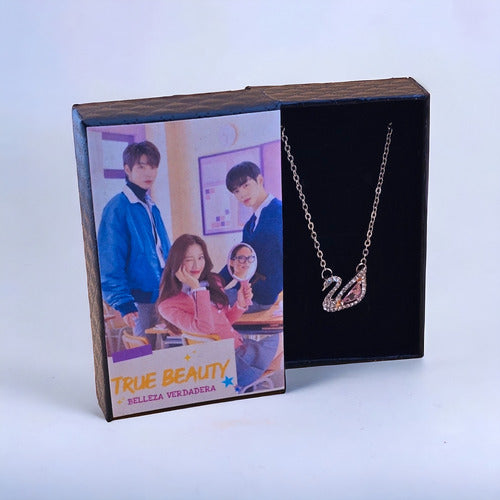 Collar Cisne Rosa True Beauty Kdrama Lee Su-ho Cha Eun Woo