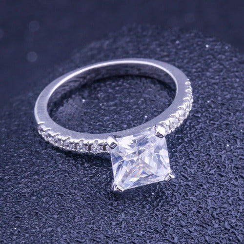 Anillo D/compromiso Elegante Diamante Cuadrado Plata Alemana